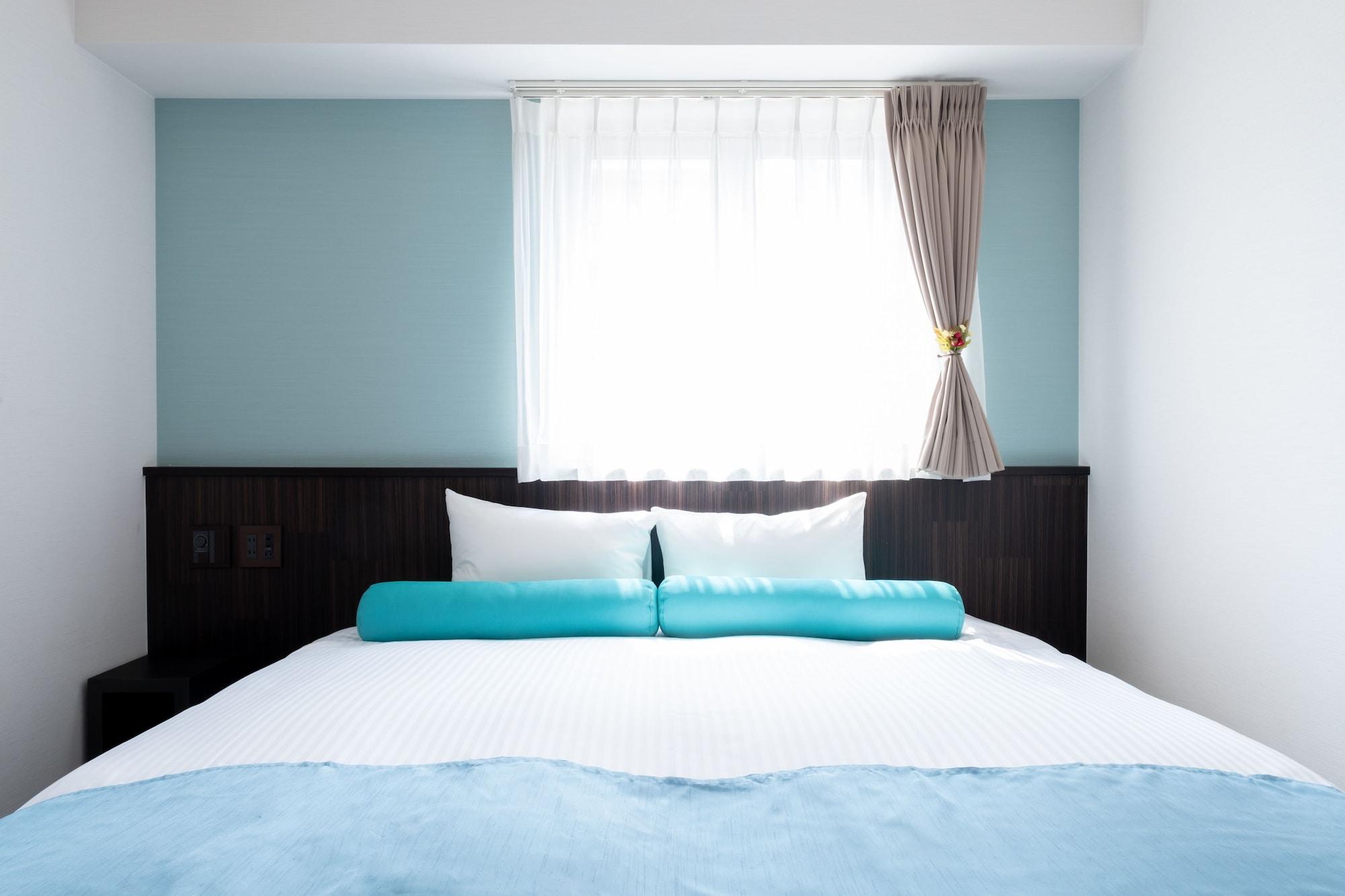 Nipponbashi Crystal Hotel Osaka Buitenkant foto
