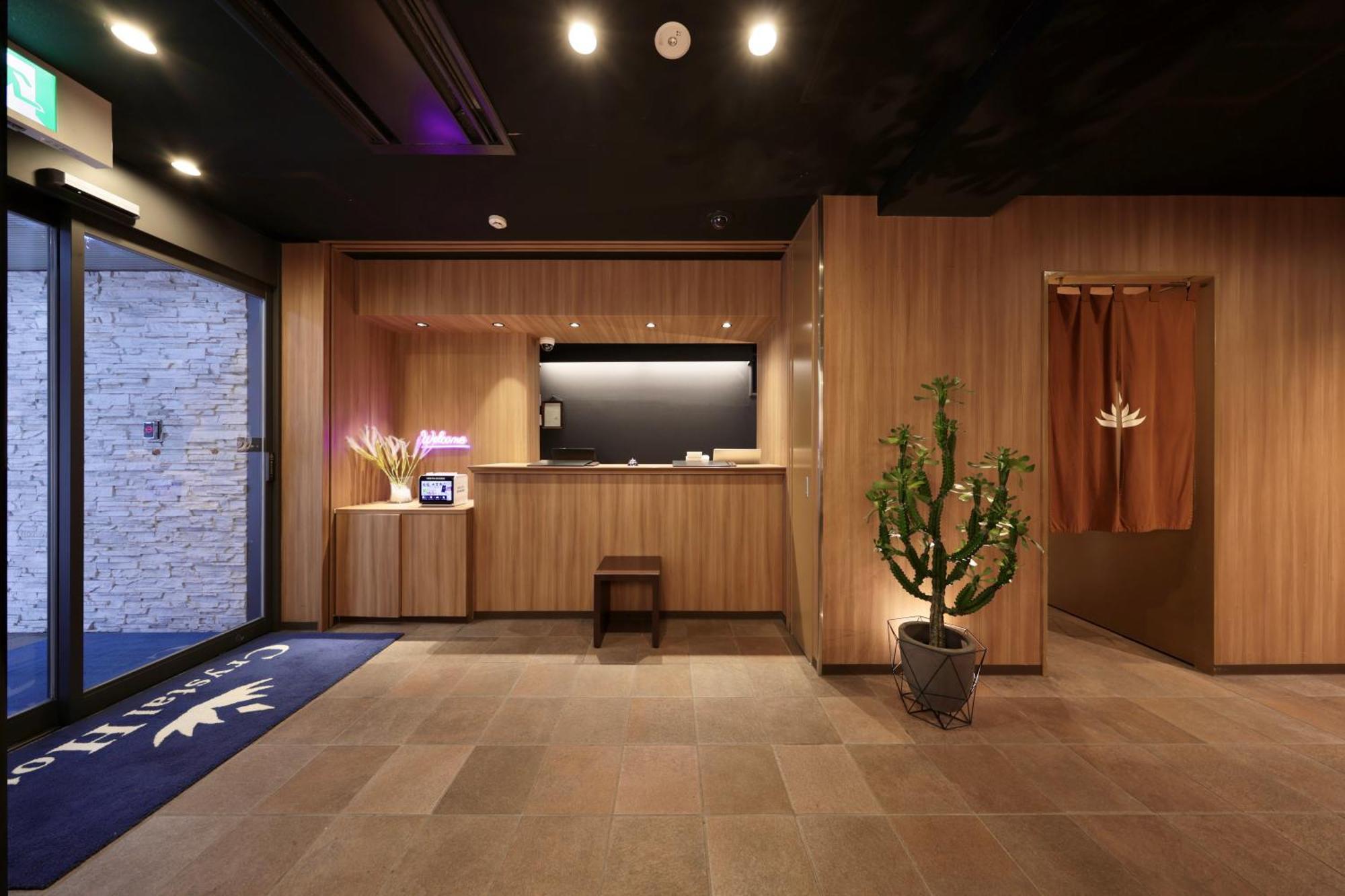 Nipponbashi Crystal Hotel Osaka Buitenkant foto
